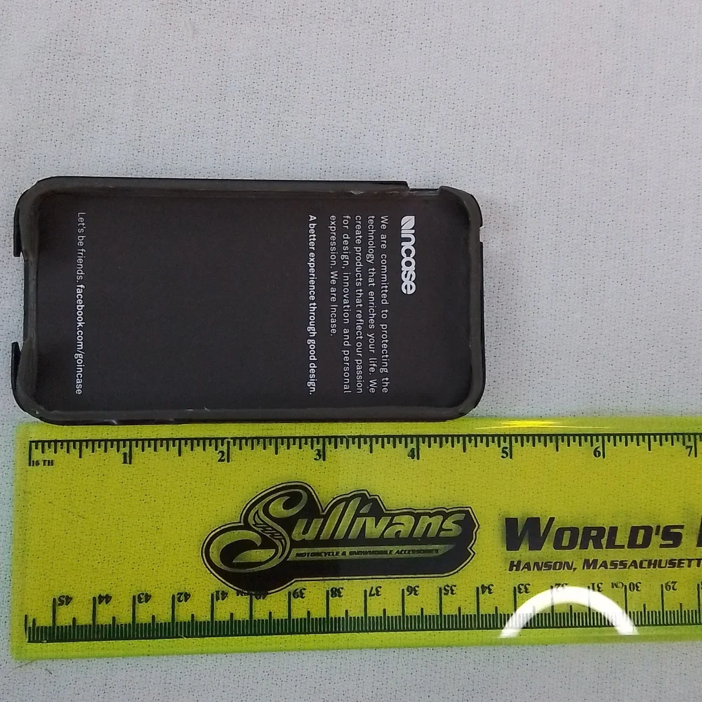 INCASE Metallic Slider Case for IPhone 4/4S